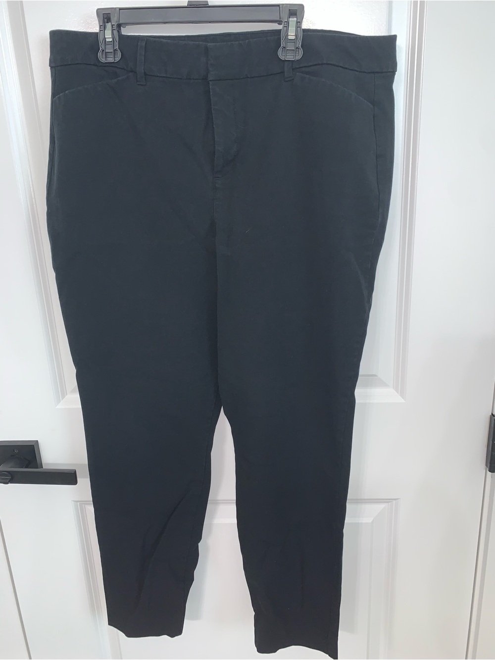 Old Navy Pixie Black Cropped Women's Ankle Pants
